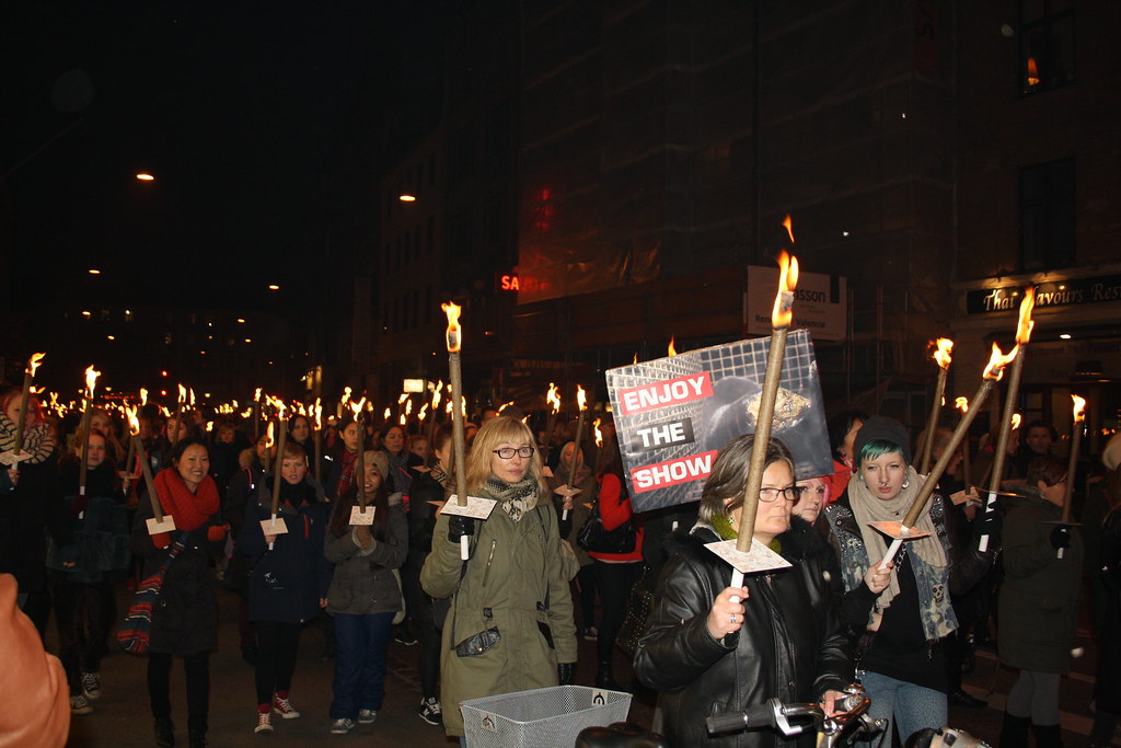 Fakkeloptog mod pelsavl i København